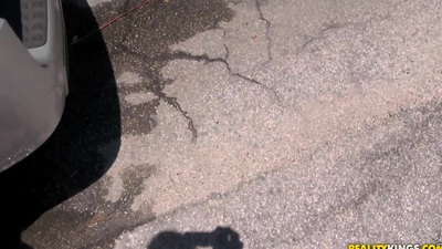 get under one's hunter was staying readily obtainable a